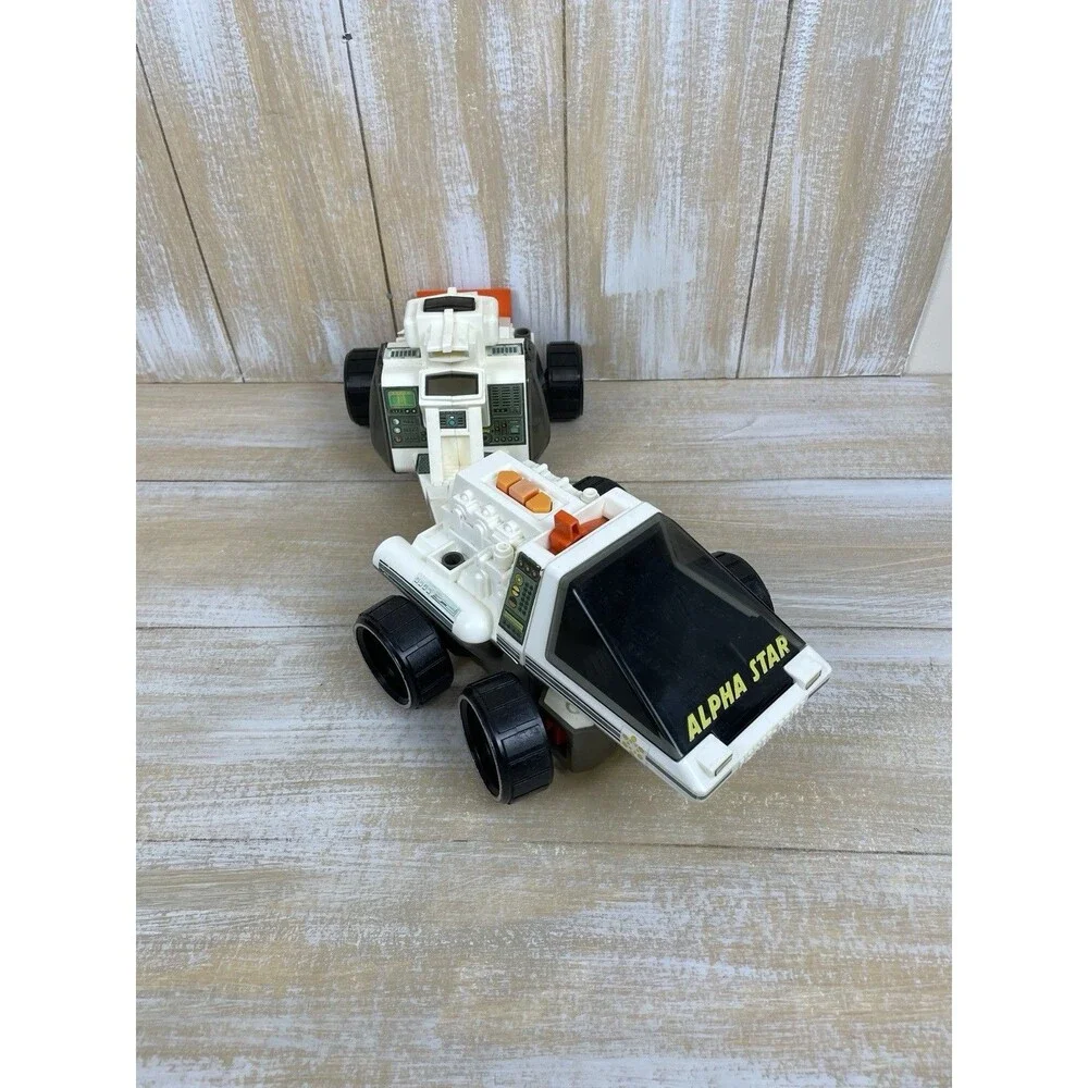 1983 Fisher-Price Adventure Alpha Star Space Vehicle Works *read